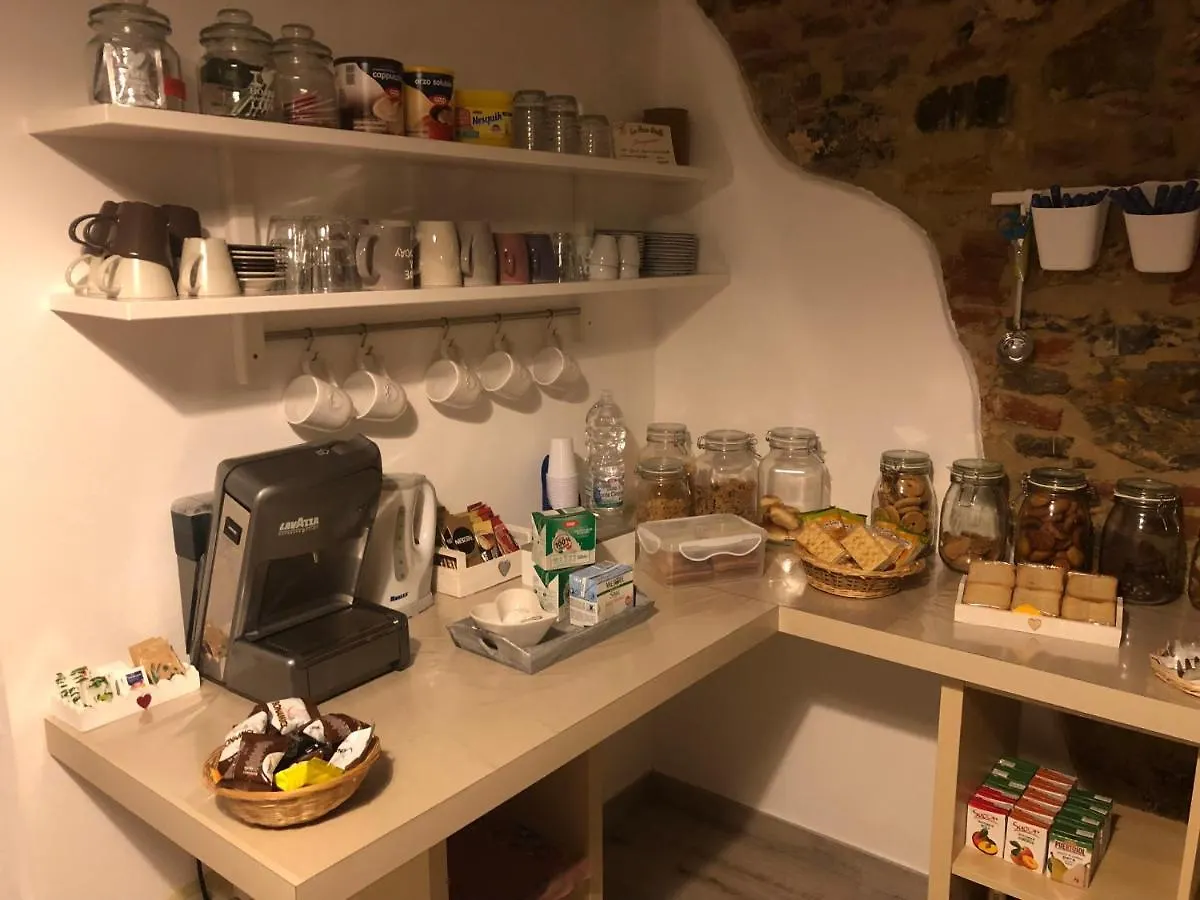 La Nana Gialla Riotorto 0*,  Italien
